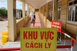 Quảng Bình: Cách ly y tế 14 ngày người về từ vùng dịch, kể cả tiêm đủ 2 mũi vắc xin COVID-19