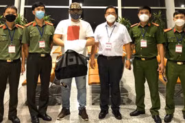 Hà Nội: Bắt đối tượng người Hàn Quốc bị Interpol truy nã quốc tế