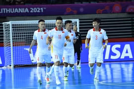 Tuyển futsal Việt Nam thắng nghẹt thở Panama, 'sáng cửa' vào vòng 1/8 World Cup 2021