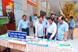 Sóc Trăng: Hội Báo Xuân Tân Sửu 2021 trưng bày sách báo, triển lãm ảnh phục vụ bạn đọc