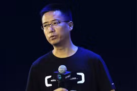 CEO “con cưng” Ant Group của Jack Ma từ chức