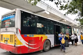 Bộ Giao thông vận tải lên tiếng về “Xe khách thành phố”