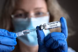 174 tủ lạnh chuyên dụng bảo quản vaccine đã về Việt Nam