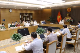 Khẩn trương tập huấn cho công nhân, người dân tự lấy mẫu xét nghiệm COVID-19 đề phòng trường hợp xấu