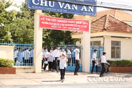 Đề thi môn Ngữ Văn vừa sức, thí sinh tự tin “lướt sóng” 7 - 8 điểm