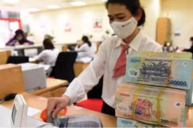 Lợi nhuận 6 tháng đầu năm tăng trưởng mạnh, ngân hàng tiếp tục hưởng lợi từ chi phí vốn thấp