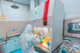 Bệnh viện hữu nghị Việt Nam - Cu Ba Đồng Hới được thực hiện kỹ thuật sàng lọc SARS-CoV-2