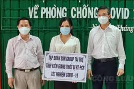 Kiên Giang: Tiếp nhận tài trợ trang thiết bị y tế phòng chống dịch hơn 18 tỷ đồng