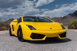 Lamborghini Gallardo bản số sàn có giá bán lên đến 240.000 USD.
