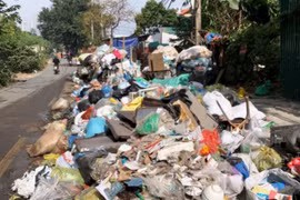 Chủ tịch Hà Nội chỉ đạo thanh tra toàn diện công tác vệ sinh môi trường của nhà thầu Minh Quân