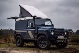 Land Rover Defender được nâng cấp thành lều cắm trại di động