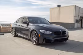 BMW M3 30 Jahre Edition đang được bán đấu giá tại Mỹ