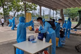 Bà Rịa-Vũng Tàu tiếp nhận, cách ly 305 công dân Việt Nam về từ Nga