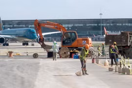 Bổ sung hạng mục bơm chống ngập vào dự án nâng cấp cảng hàng không Tân Sân Nhất