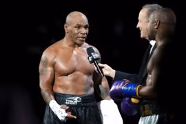 Tay đấm huyền thoại Mike Tyson nổi điên với ý tưởng tái đấu với Holyfield