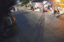 Bạc Liêu: Khởi tố 2 đối tượng chống người thi hành công vụ tại chốt kiểm soát dịch Covid-19