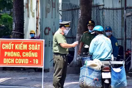 Vĩnh Long tiếp tục giãn cách xã hội theo Chỉ thị 16 thêm 10 ngày