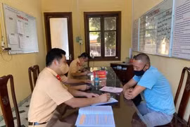 Tuyên Quang: Xử lý nghiêm tài xế xe khách lấn làn, vượt ẩu