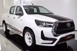 Thái Lan: Toyota Hilux được bổ sung thêm gói độ chính hãng