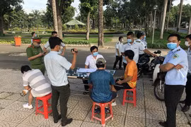 TP.HCM: Tập thể dục trong công viên Gia Định, 4 người bị phạt 8 triệu đồng