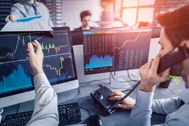 Chứng khoán ngày 9/7: Biến động quanh ngưỡng 1.375 điểm