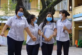 Đề thi môn Vật lý tốt nghiệp THPT 2021, mã đề 211