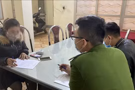 Xử phạt 15 triệu đồng 2 người đăng tin sai sự thật về dịch Covid-19 trên Facebook