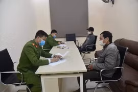 Bắt giữ 40 đối tượng đánh bạc dưới hình thức đá gà ăn tiền