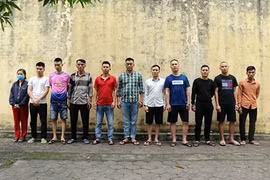Phá ổ cờ bạc có quy ước 'tờ tiền 1 ngàn tương đương 1 triệu'