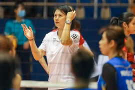 Kim Huệ từ chức HLV đội bóng chuyền Ngân hàng Công Thương