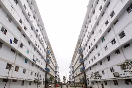 Câu chuyện nhà ở tại các khu công nghiệp: Chủ đầu tư “bỏ quên” người lao động