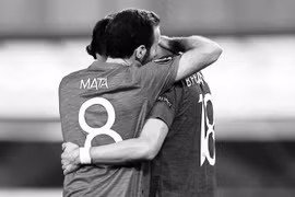 Mẹ của tiền vệ Juan Mata qua đời