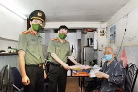 Lan tỏa những tấm lòng nhân ái để cùng nhau vượt qua đại dịch