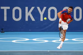 Tay vợt Novak Djokovic thắng trận thứ 2 tại Olympic Tokyo 2020