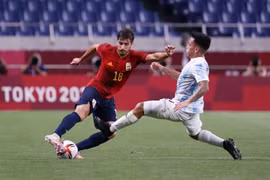 Tây Ban Nha đánh bại Argentina từ vòng bảng bóng đá nam Olympic Tokyo 2020