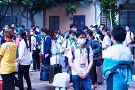 Xuất quân 3 đội hình tình nguyện hỗ trợ bệnh nhân Covid-19