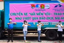 Những chuyến xe yêu thương “cõng” 113 tấn lương thực từ Bình Phước gửi đến TP. HCM, Bình Dương
