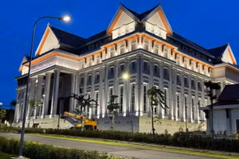 Tòa nhà Quốc hội Lào, biểu tượng của mối quan hệ Việt Nam - Lào