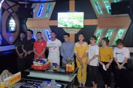 Thanh Hoá: Bắt quả tang 9 người tổ chức hát karaoke tại huyện Bá Thước