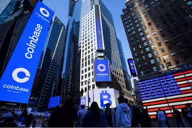 Sàn giao dịch tiền ảo Coinbase lãi chưa từng thấy