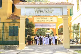 Phụ huynh lo thiếu công bằng trong xét tuyển lớp 10