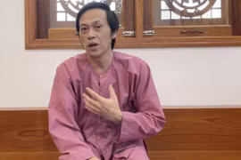 Hoài Linh chính thức lên tiếng về việc 'ngâm' tiền từ thiện suốt 6 tháng
