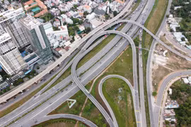 Cận cảnh hiện trạng 10 khu đô thị dọc tuyến Metro số 1 Bến Thành - Suối Tiên, TP. HCM