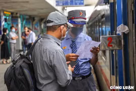 Bộ Giao thông Vận tải: Nối lại hoạt động vận tải hành khách rất khó khăn!