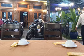 TP. HCM: Kiến nghị cho hàng quán bán đồ ăn uống tại chỗ