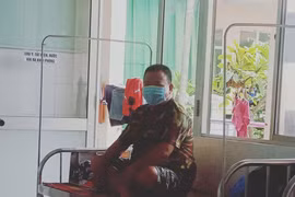 Kịp thời xét nghiệm và cách ly tập trung người về từ vùng dịch: Tránh những hối hận muộn màng