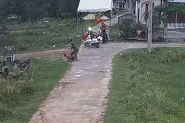 Khởi tố đối tượng thông chốt kiểm dịch, chống người thi hành công vụ