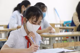Hà Nội xem xét cho học sinh trở lại trường vào đầu tháng 11