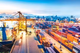 Tháng 7, nhập khẩu áp đảo xuất khẩu, giá trị nhập siêu lên tới 1,7 tỷ USD