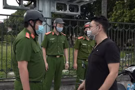 Hà Nội: Tăng cường tuyên truyền phòng chống dịch COVID-19 đối với người nước ngoài